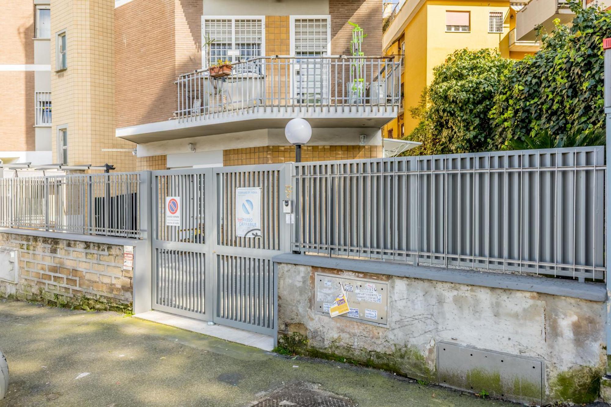 Al 32C Del Gianicolo Roma Exterior foto